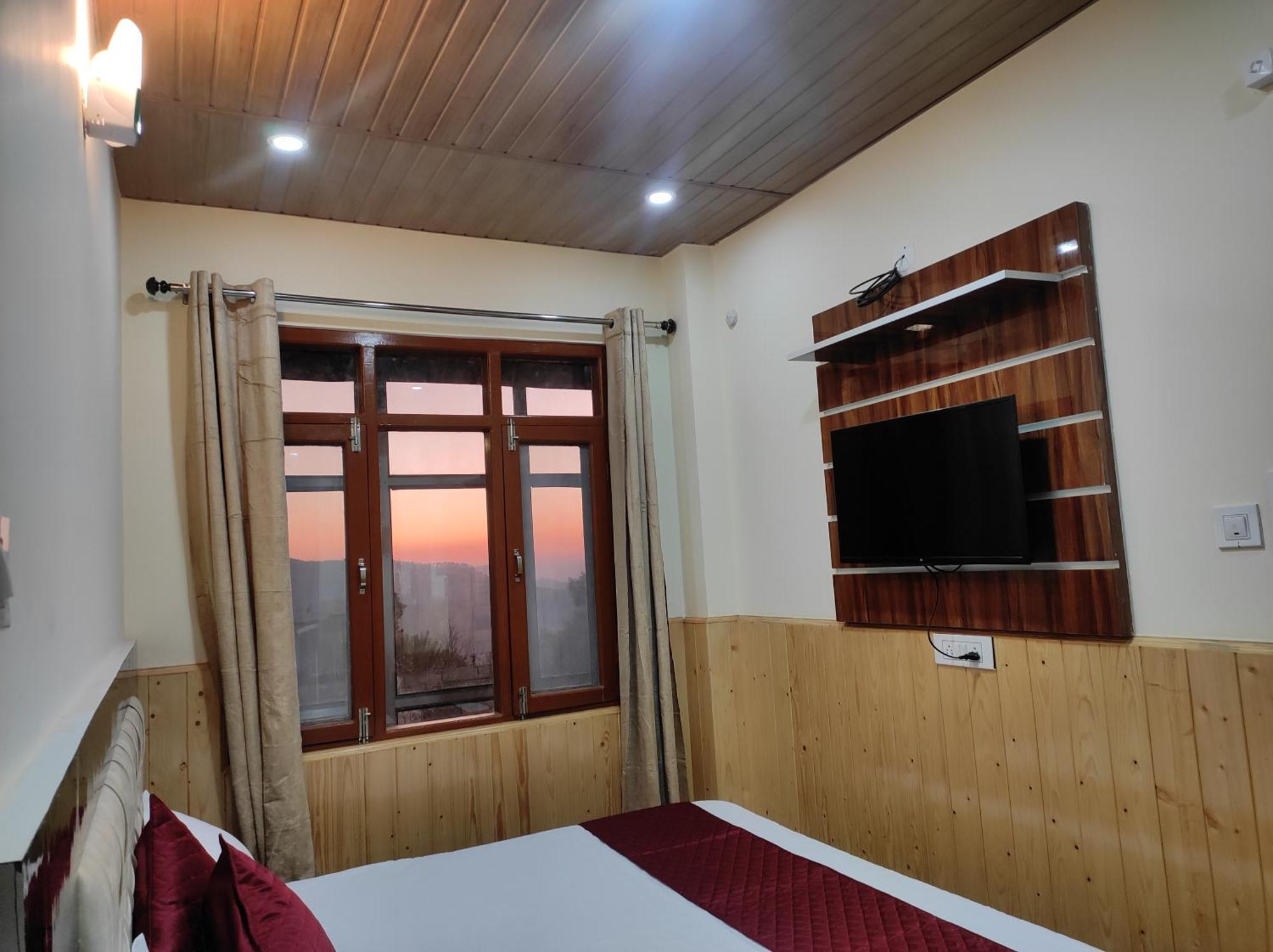 Vintage Woods Inn Shimla Exterior photo